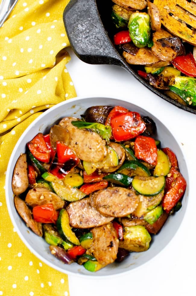 HOW TO MAKE SAUSAGE AND VEGETABLE SKILLET