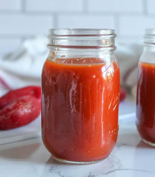 Sriracha-Sauce-MAIN (1)
