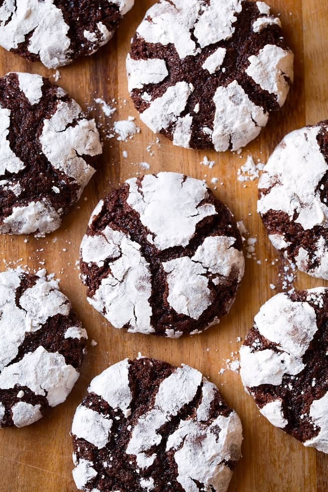 Chocolate Crinkle Cookies Easy (1)