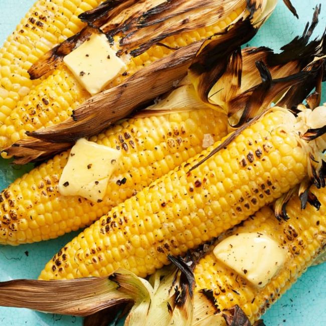 Making Grilled Corn on the Cob