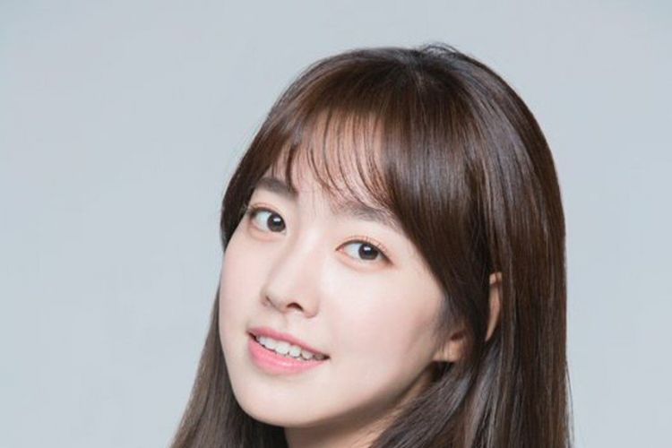 Jin Se-Yeon Diet Plan, Workout Routine, Exercise, Body Measurements