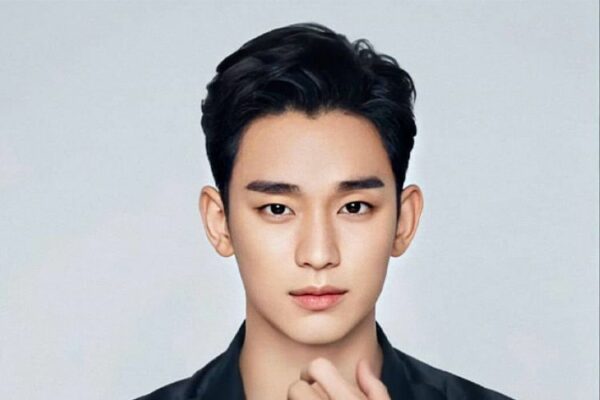 Kim Soo-Hyun Workout Routine, Diet Plan, Exercise, Body Measurements