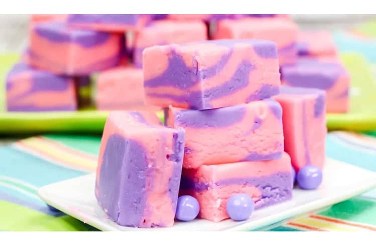 Cotton Candy Fudge Yum (1)