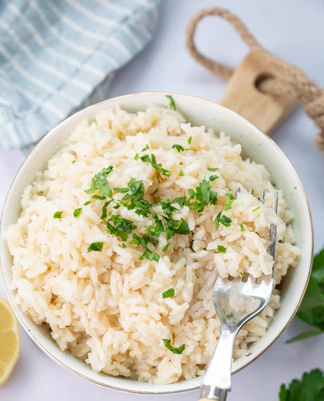Easy way to make Garlic Butter Rice (Loaded with flavors)