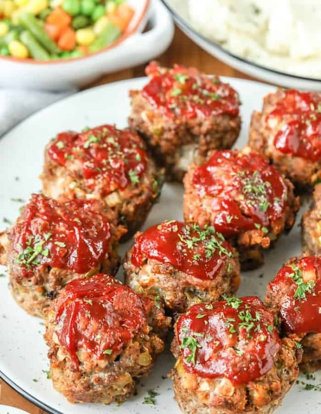 Mini Meatloaf Muffins Easy (1)