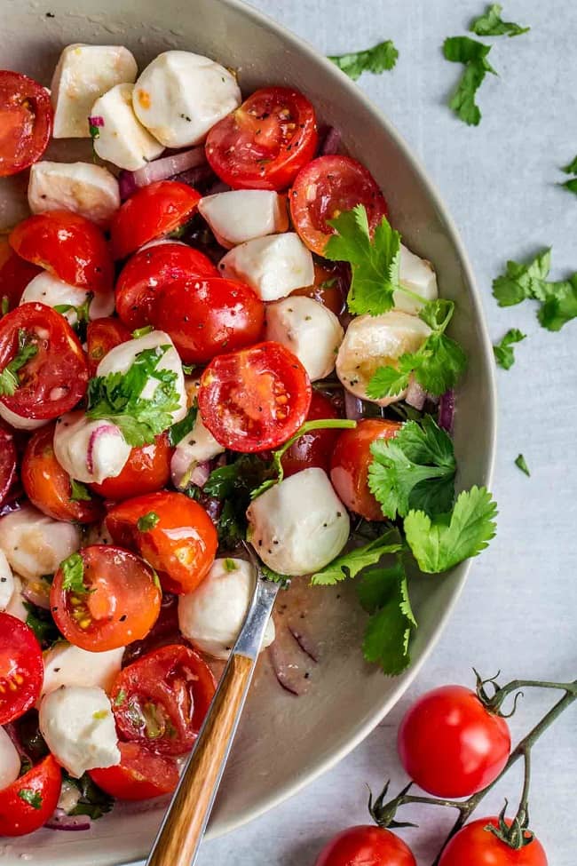 Tomato Mozzarella Salad Easy (1)