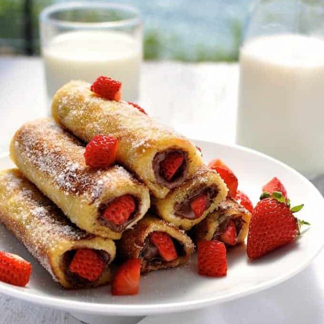 Gingerbread French Toast Roll Ups