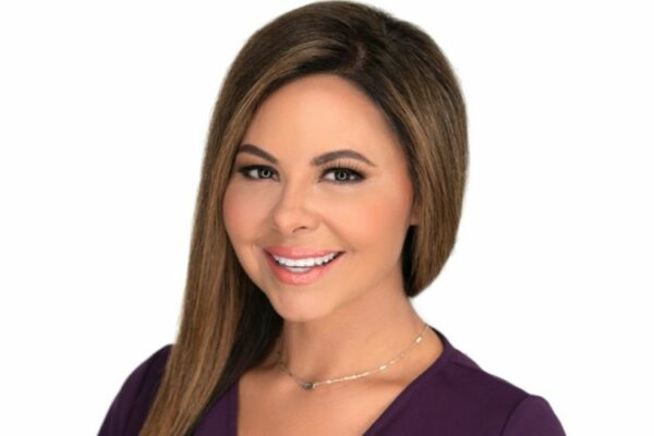 Who is Jennifer Reyna? Net Worth, Partner, Biography