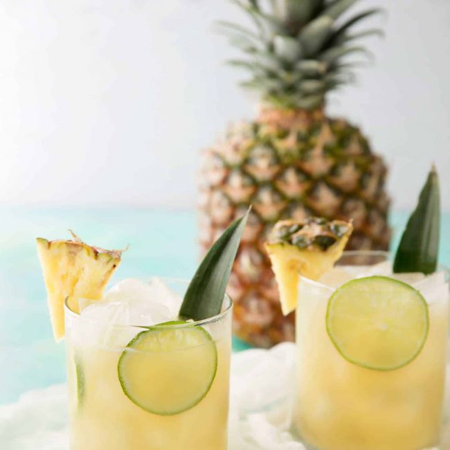 Pineapple rum punch