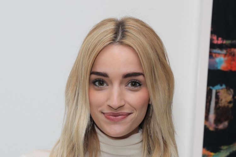 Brianne Howey